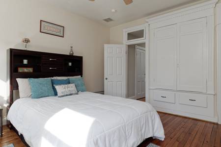 Baltimore Patterson Park Townhouse